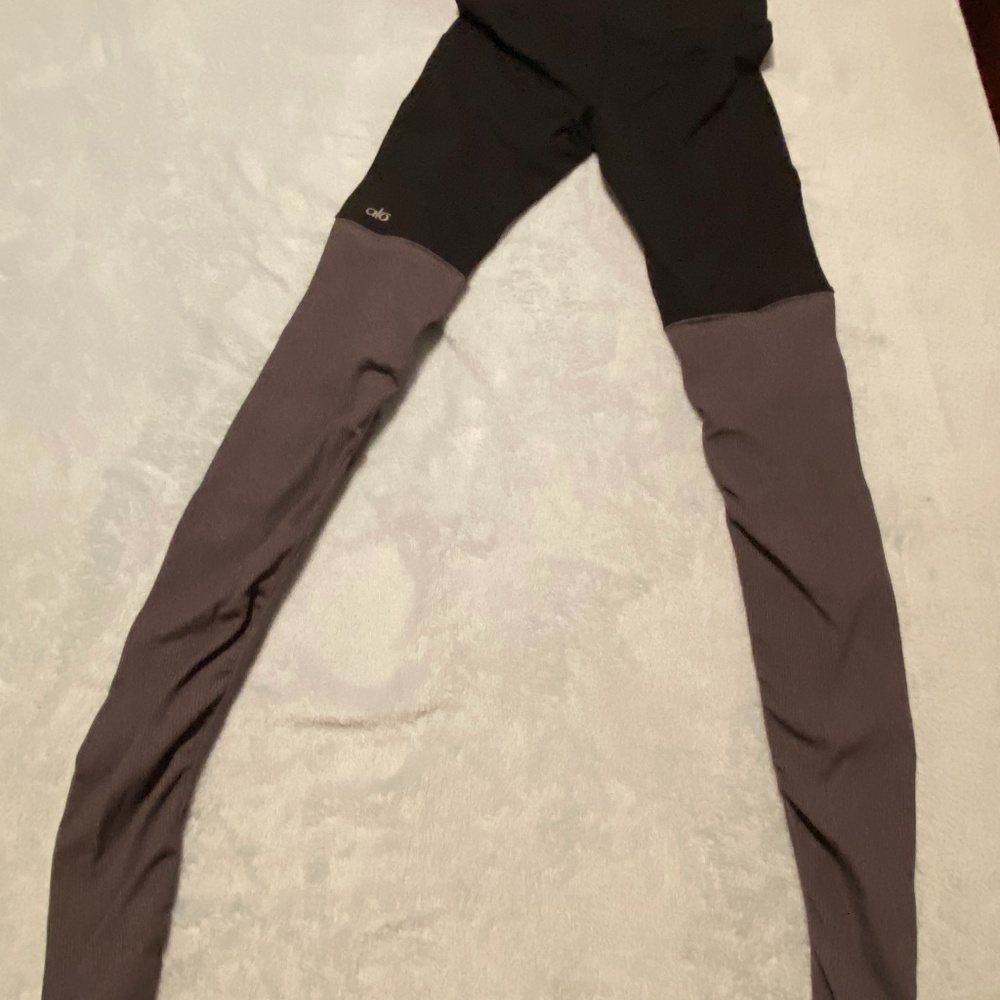 Alo Yoga tights